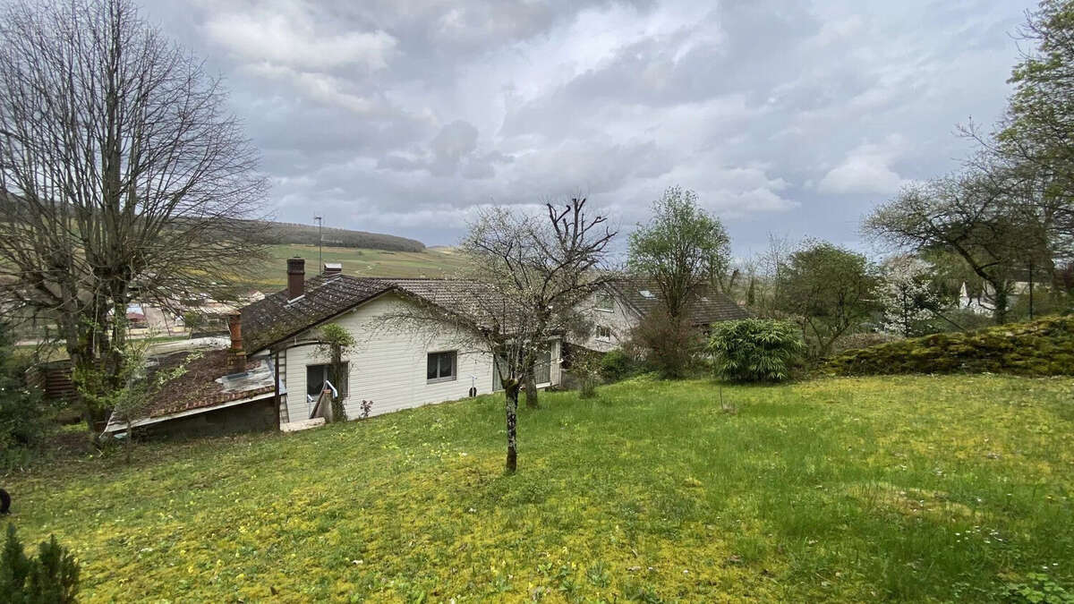 Maison 116 m² à Savigny-Les-Beaune  - photo 2