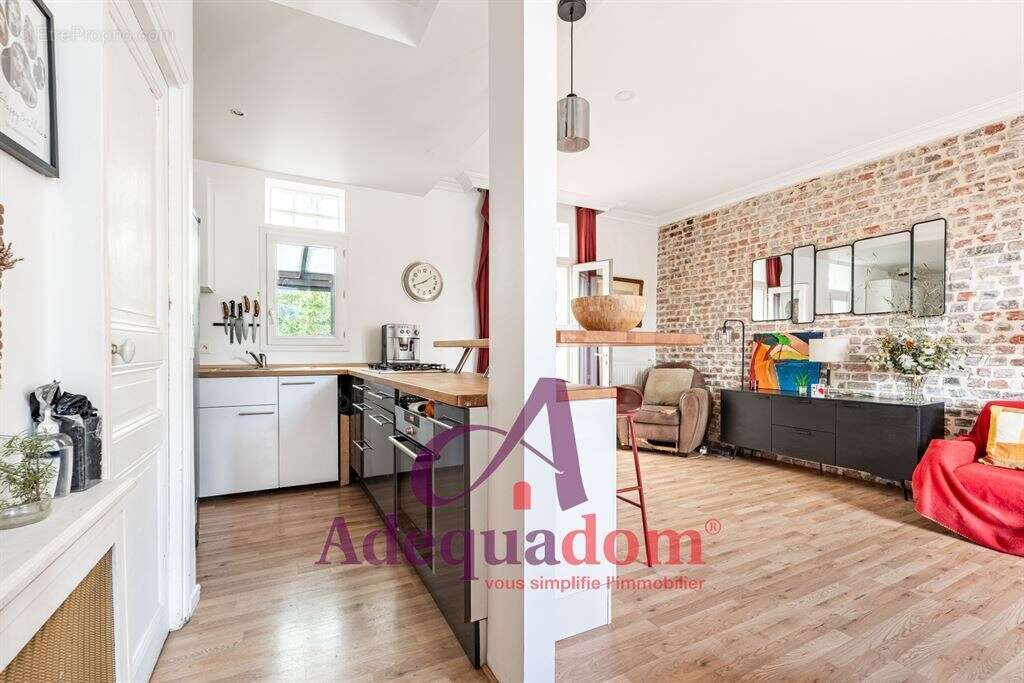 Maison à ASNIERES-SUR-SEINE