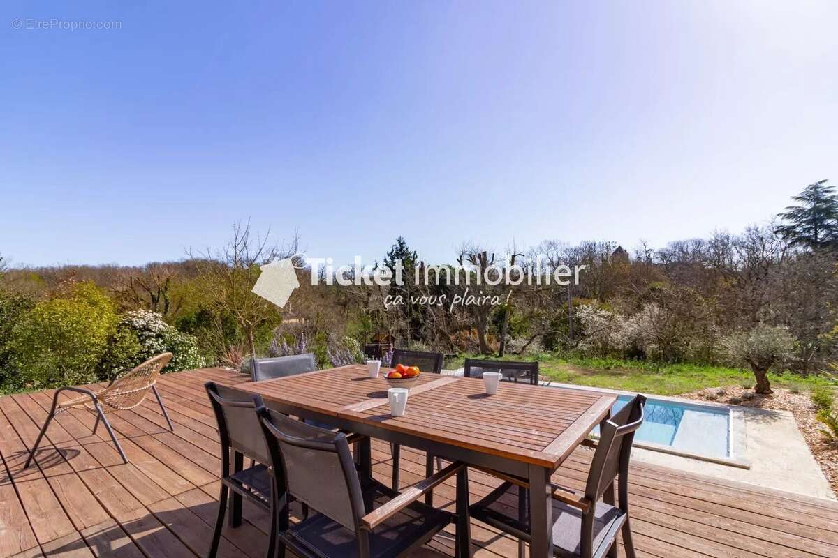 Maison à MONDONVILLE