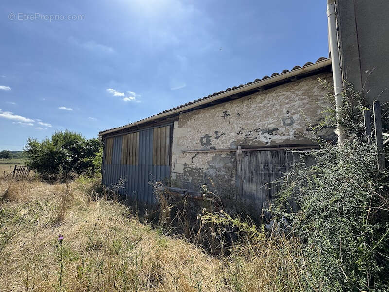 Maison en pierre, 2 chambres, jardin - petit prix! - photo 6