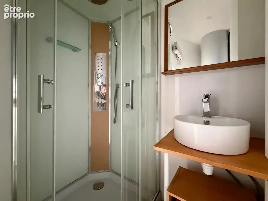 Appartement T2 sur cour intérieur d’environ 36 m² - PROXIMITÉ PLACE DU VIEUX MARCHÉ - photo 5
