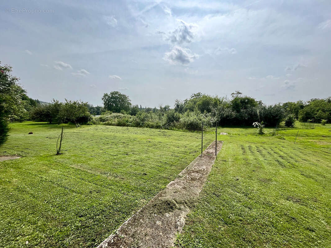 Maison à CONTZ-LES-BAINS