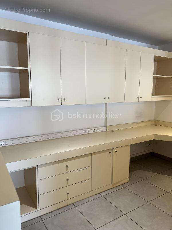A vendre en exclusivite local commercial 250 m2 dammarie-les-lys centre - photo 5