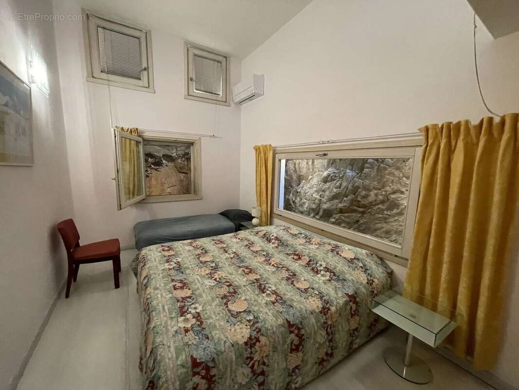 Maison à SAINT-RAPHAEL