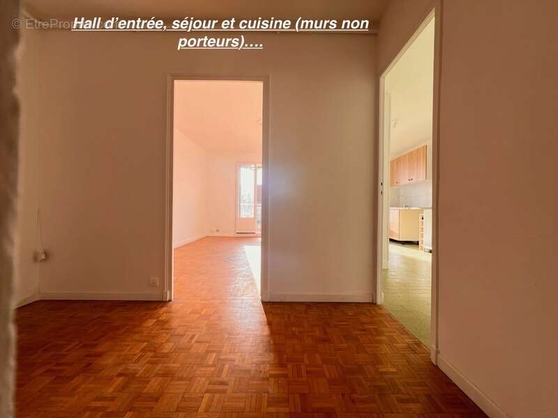 Appartement à MARSEILLE-4E