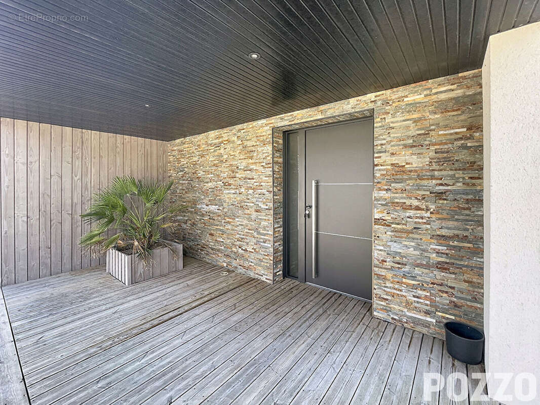 Maison Montmartin Sur Mer 5 pièce(s) 140 m2 - Coup de coeur - photo 3