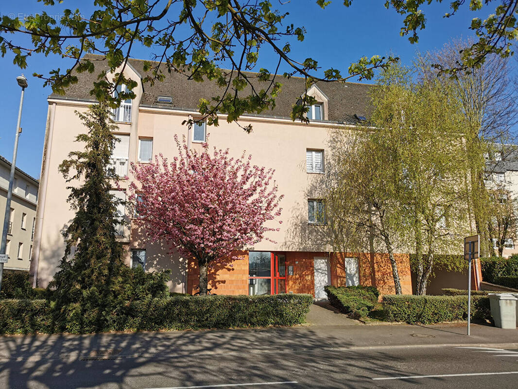 Appartement à EPERNON