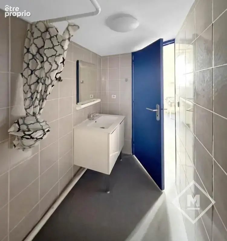 Vente Appartement 1 pièce de 18m² - Quartier Réformés et St Charles - Marseille 1er - photo 5
