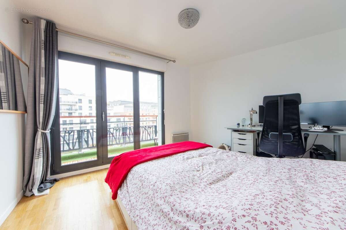 Appartement à COLOMBES