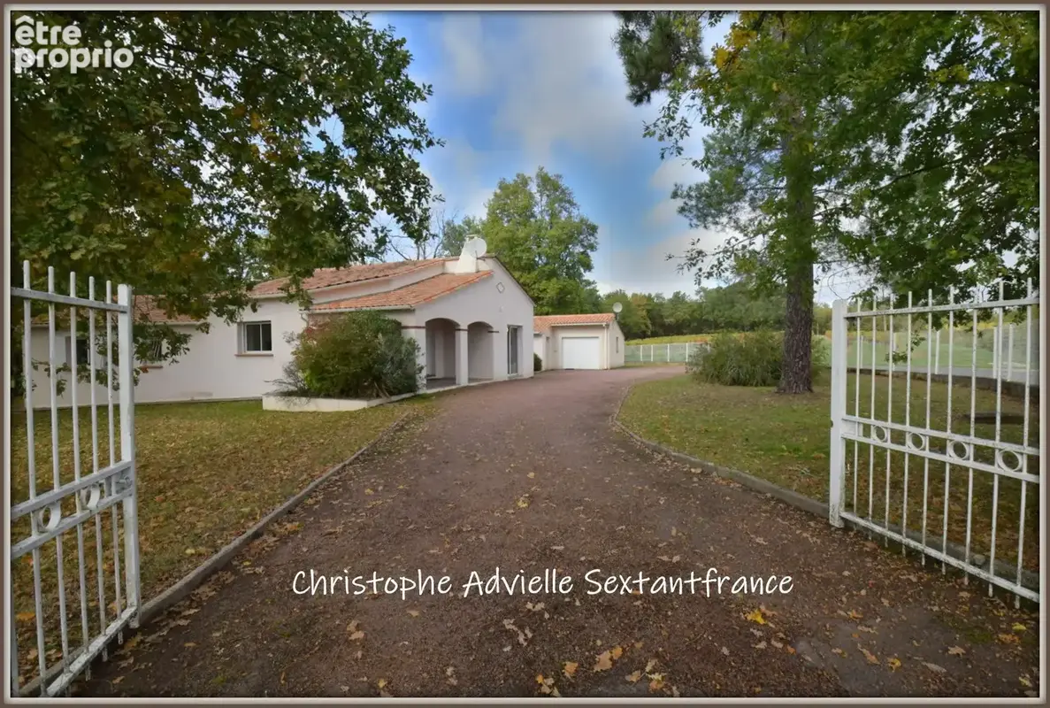 Maison contemporaine , studio d'invités, garage, piscine , pool house sur 5090 M2 de parc - photo 2