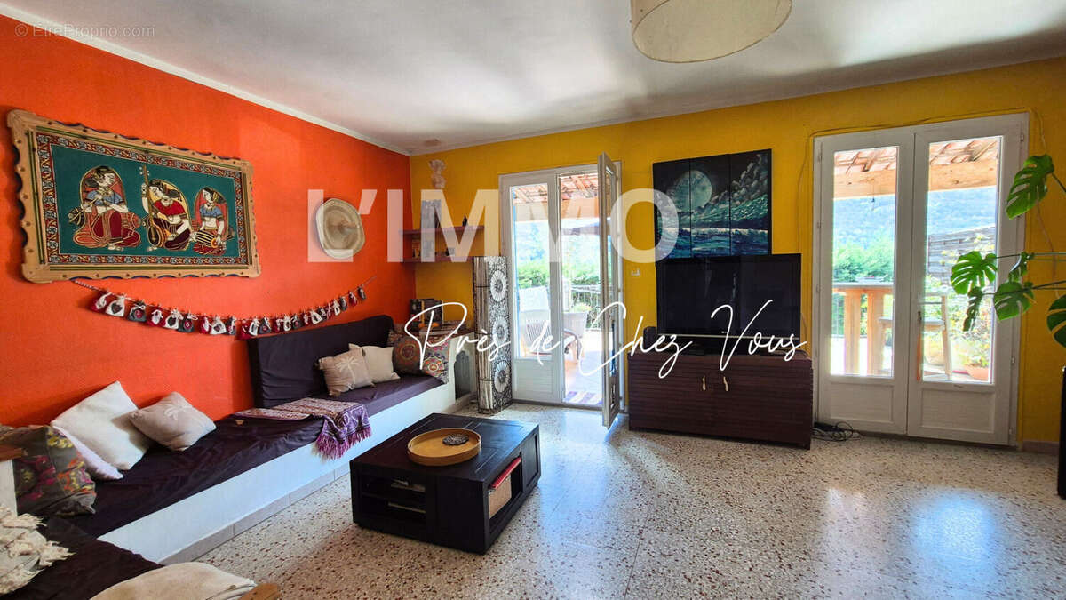 Maison à PLAN-D'AUPS-SAINTE-BAUME