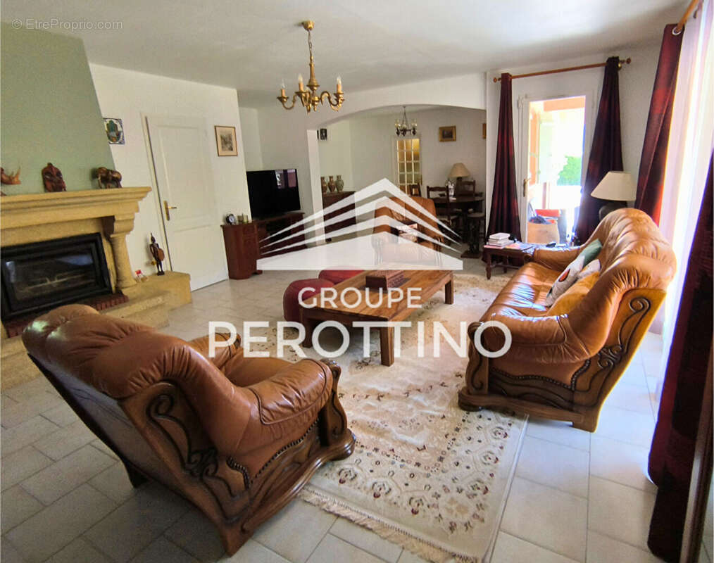 Maison à LA DESTROUSSE