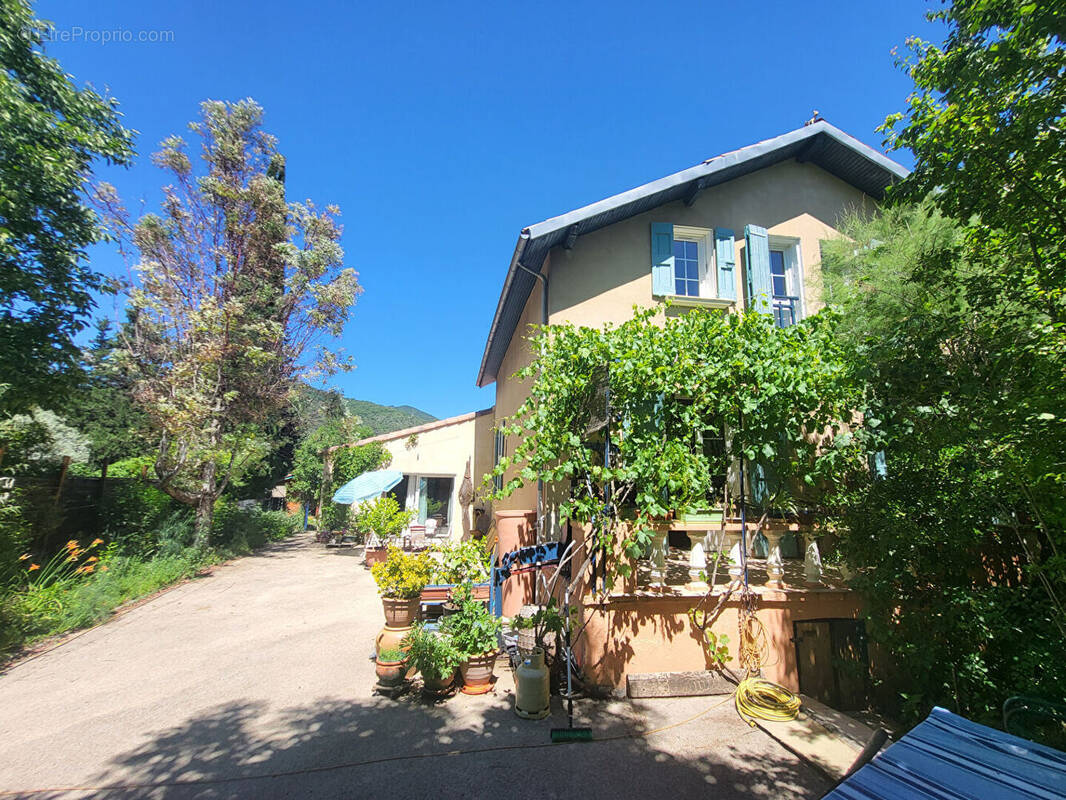 Maison à MALIJAI