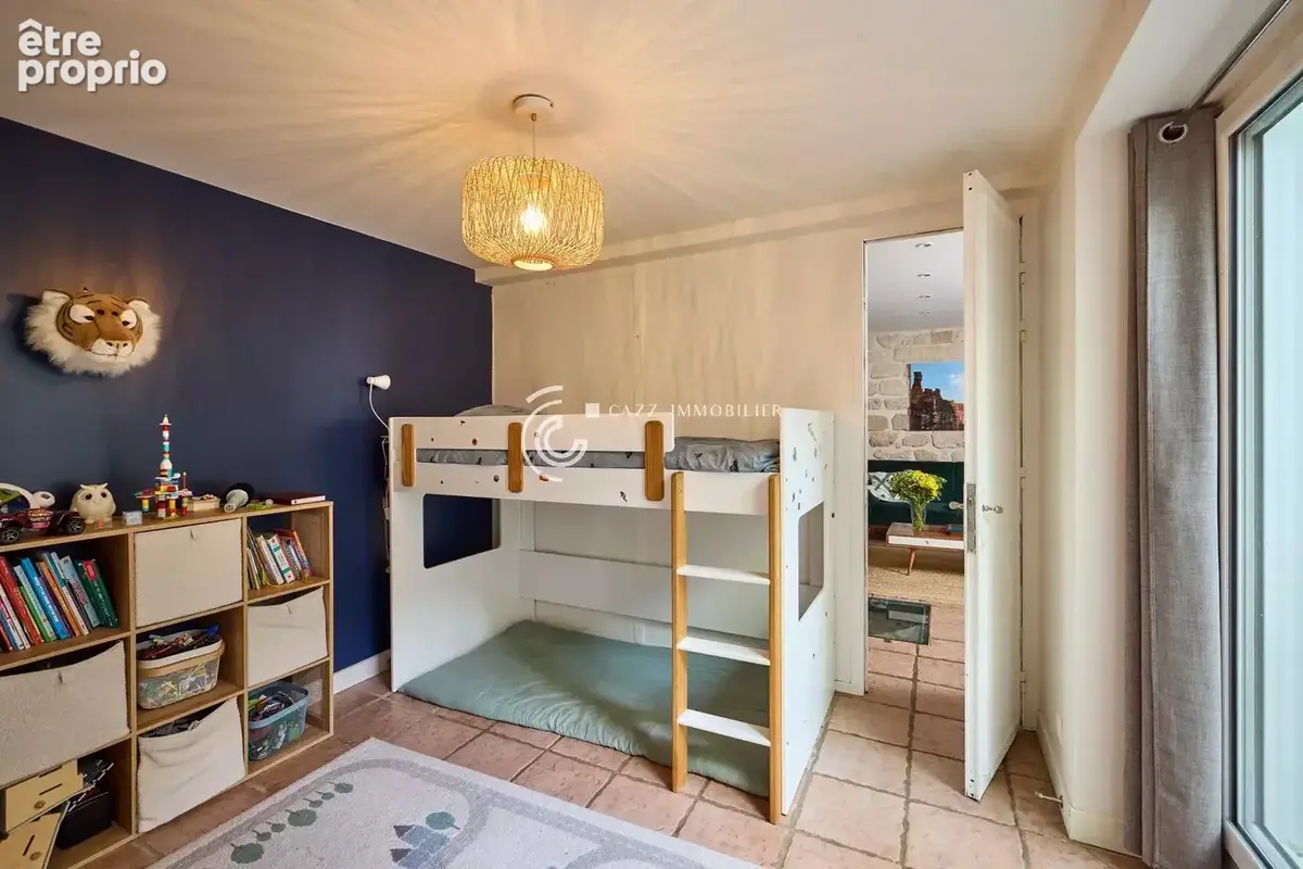 Appartement de 100m² avec 3 chambres sur 2 niveaux avec terrasse de 26m² - 250m du Métro Guy Môquet - photo 8