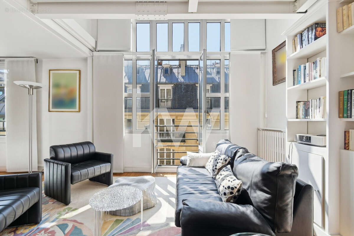 Appartement 65 m² à Paris-7e  - photo 2