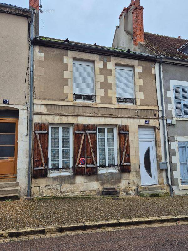 Maison à LA CHARITE-SUR-LOIRE