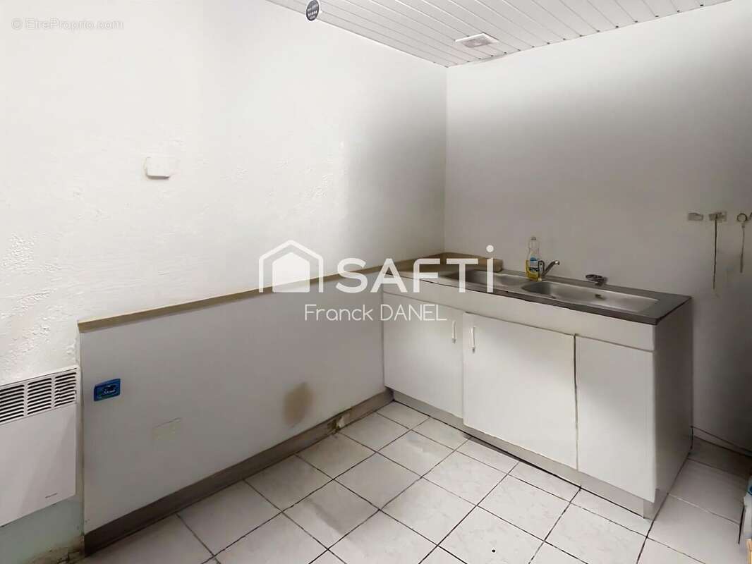 Photo 2 - Commerce à HESDIN