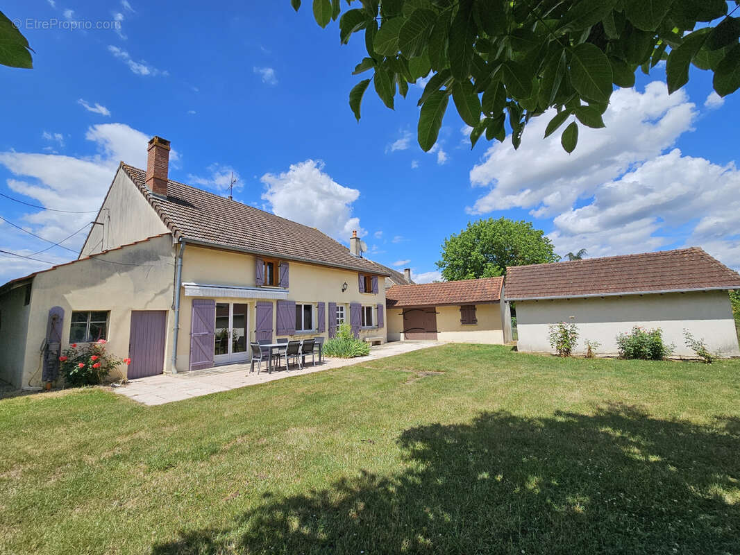 Maison à VERDUN-SUR-LE-DOUBS