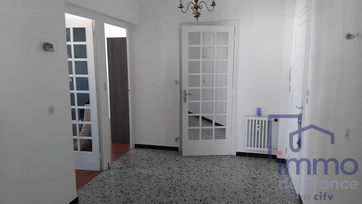 Appartement à SAINT-ETIENNE