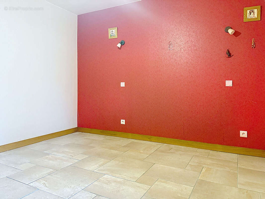 Maison à EQUEURDREVILLE-HAINNEVILLE