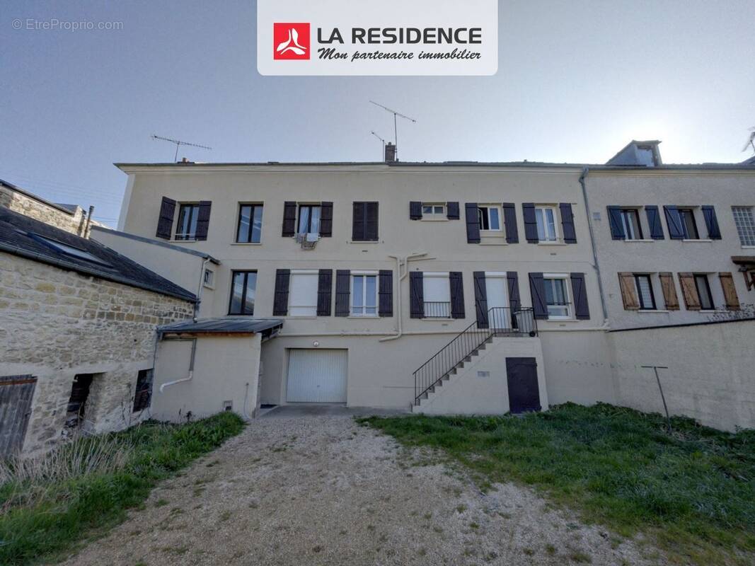 Appartement à LES MUREAUX