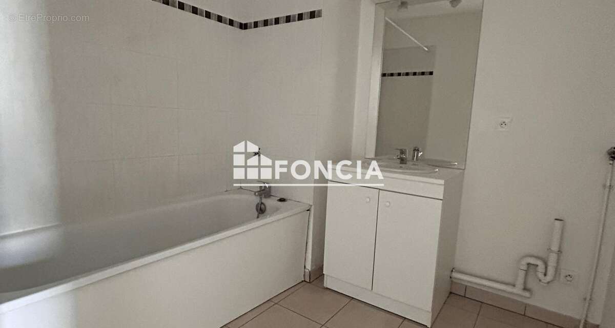 Appartement à DREUIL-LES-AMIENS