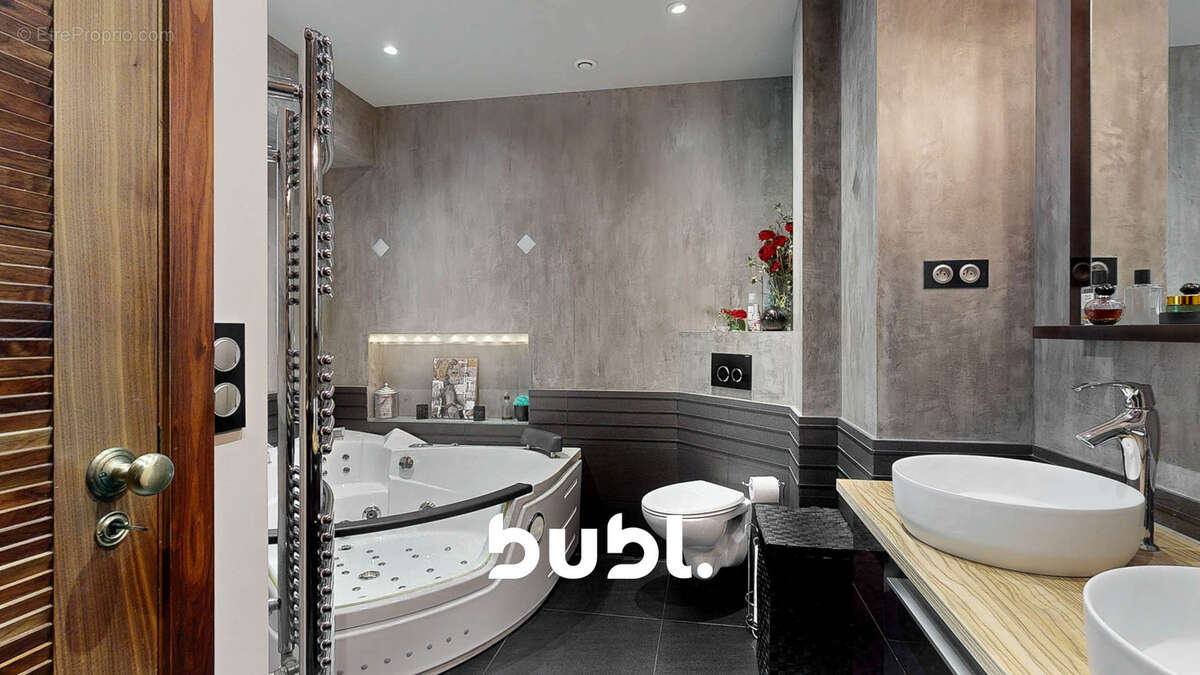 Appartement à RUEIL-MALMAISON