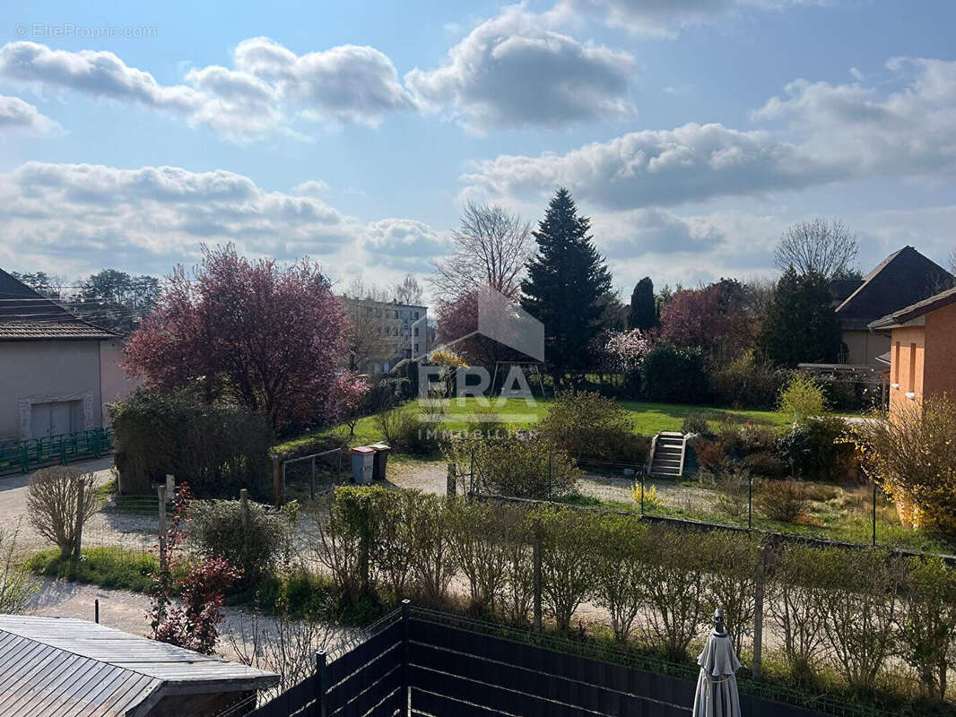 Appartement à LES ABRETS