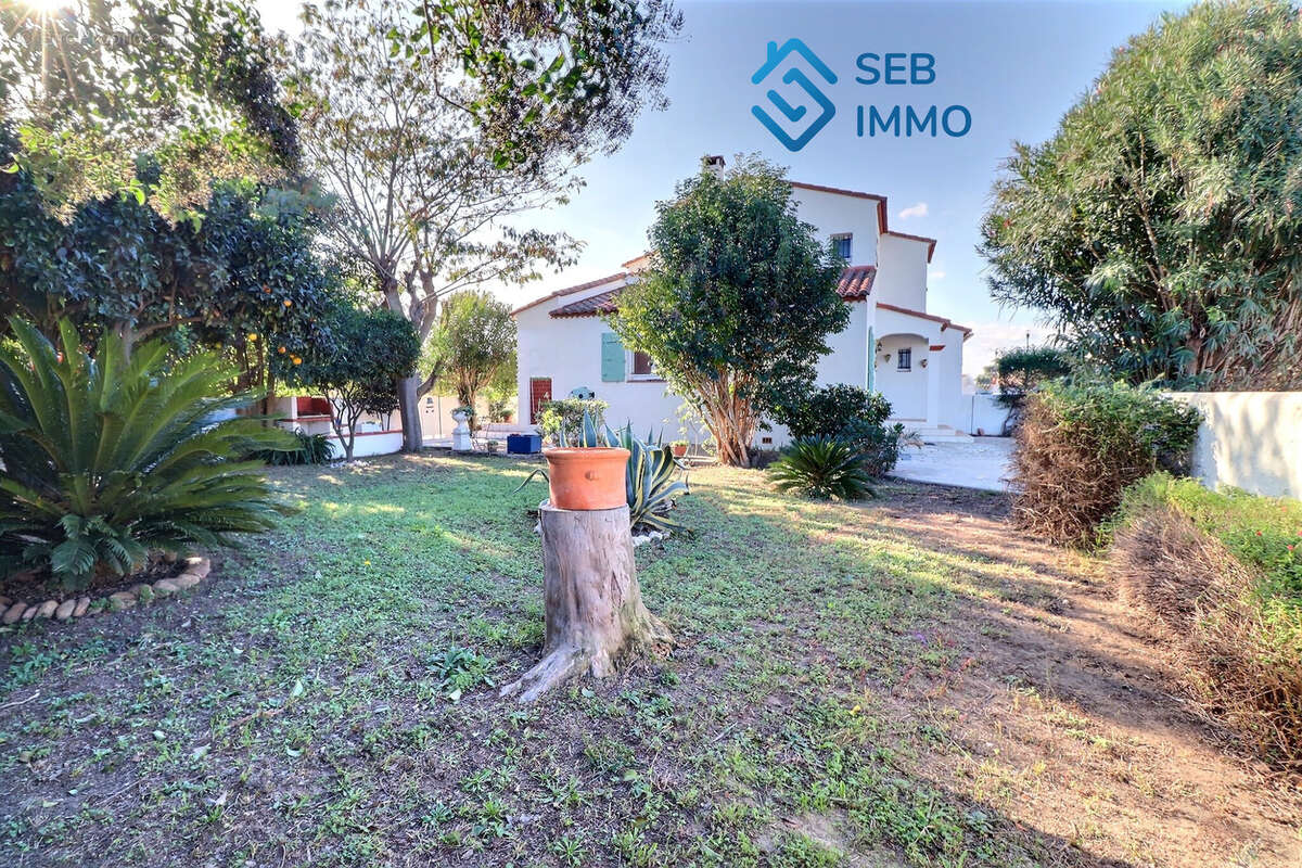 Maison à VILLELONGUE-DE-LA-SALANQUE