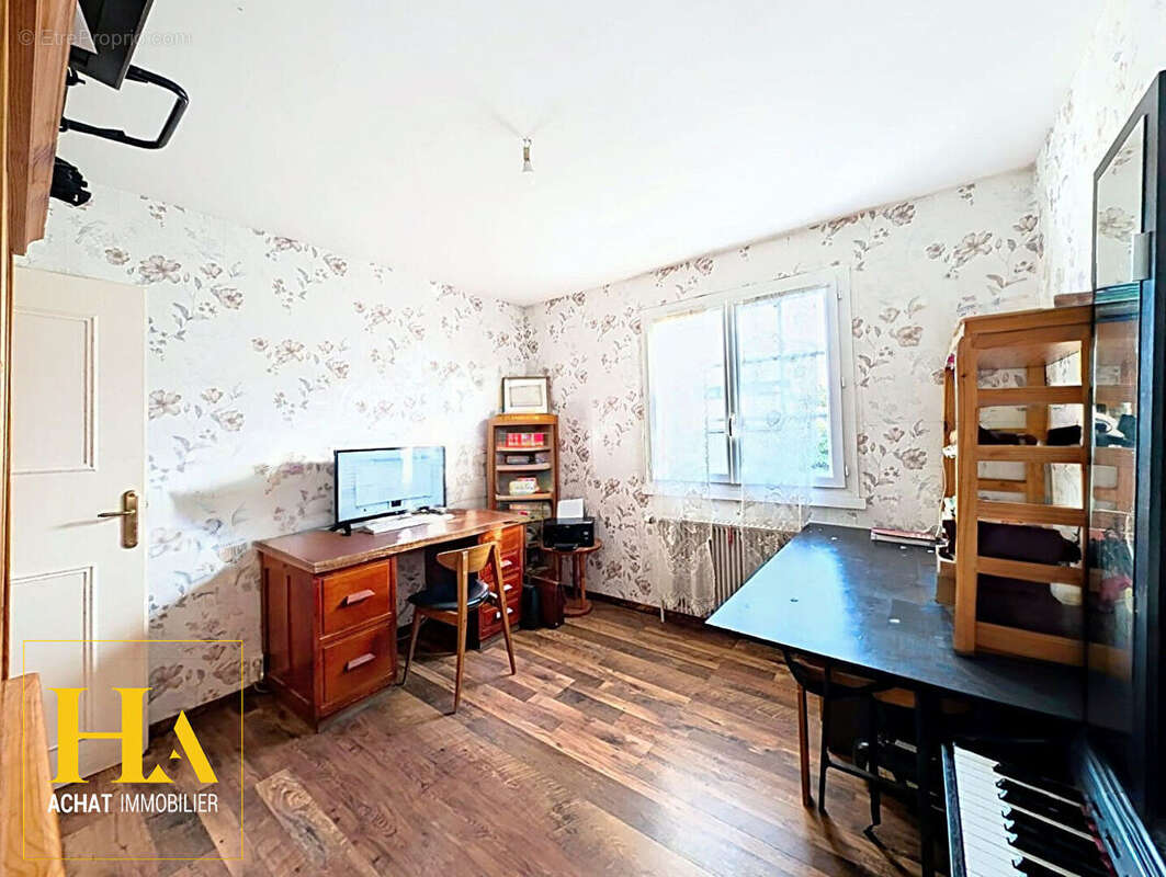 Maison à BOURG-DE-PEAGE