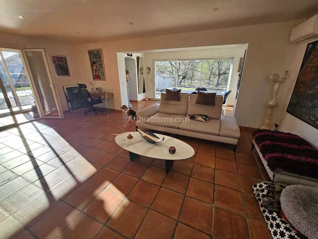 Maison à DRAGUIGNAN