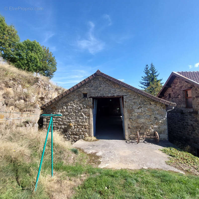 Maison à LACHAPELLE-SOUS-CHANEAC