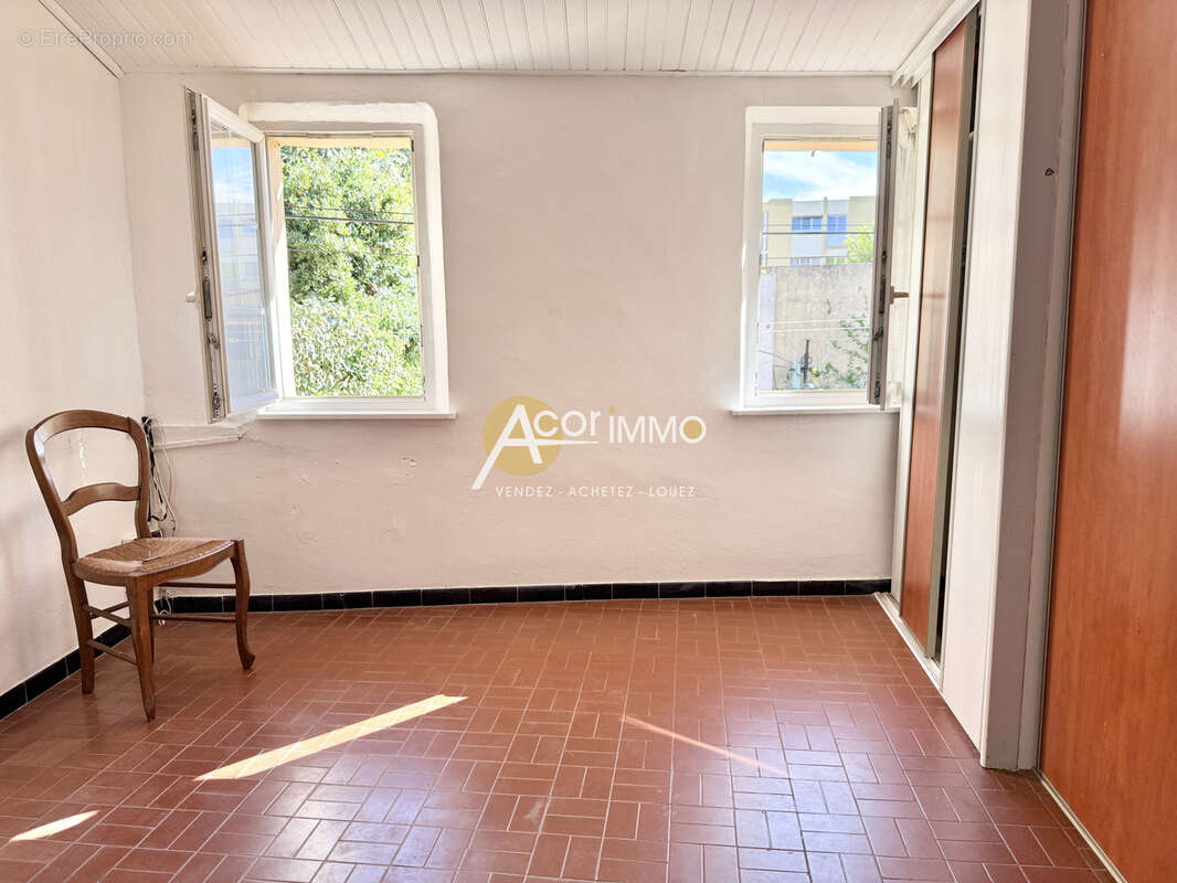 Six Fours Les Plages, La Mascotte, Maison T3 de 61m2 avec jardin - photo 5