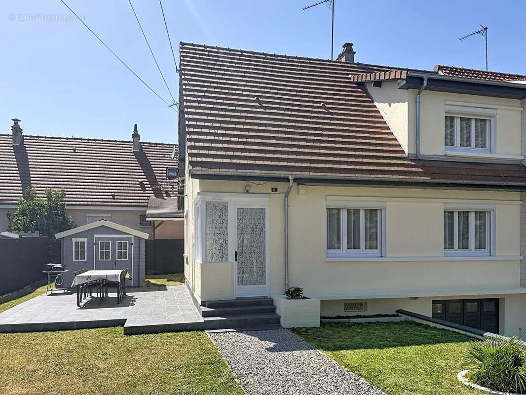 Maison à SOTTEVILLE-LES-ROUEN