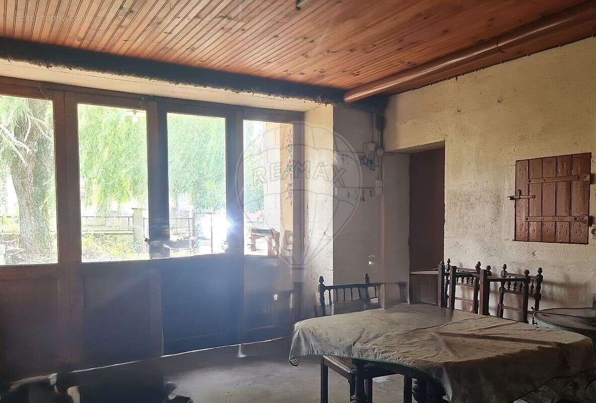 Maison à GIRY