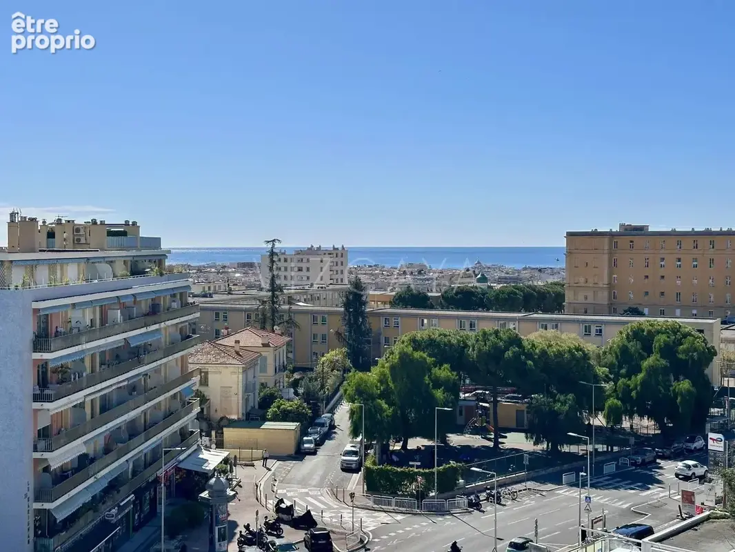 Bas du Parc Impérial / Piol – Dernier étage , 4 pièces rénové avec terrasses et vue mer - photo 5