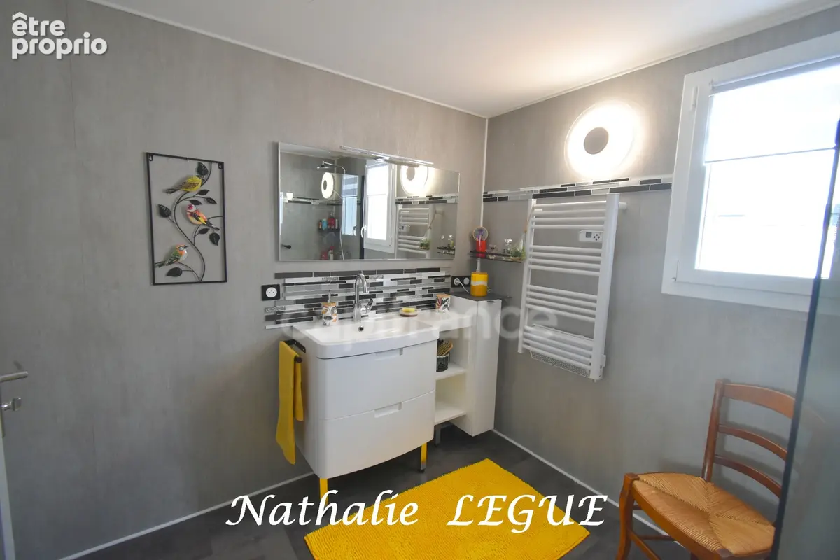 Vendée (85) entre CHALLANS et NOIRMOUTIER BEAUVOIR sur MER  Maison à vendre 8 pièces , 160 m², 4 chambres , 1 bureau ,3 WC garag - photo 18