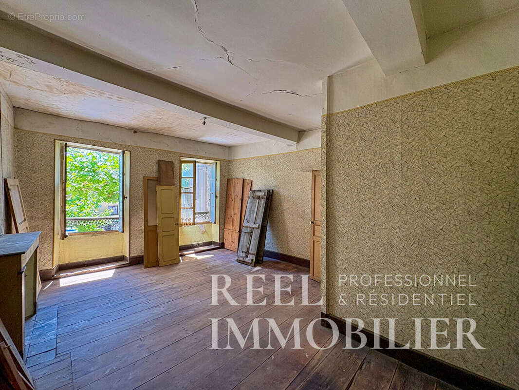 Immeuble de caractère de 472 m² - Coeur de Vic-Fezensac - photo 9