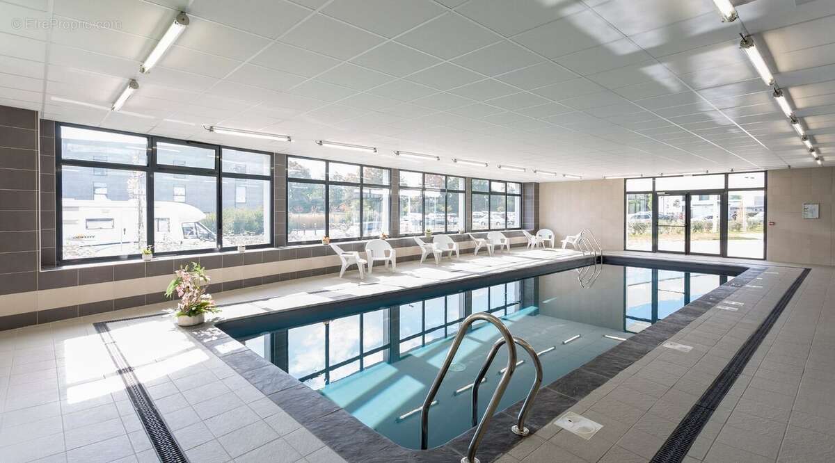 INVESTISSEMENT LOCATIF  MERIGNAC  Résidence Nemea Appart Hotel Stadium Bordeaux aéroport -  8.09% de rentabilité - photo 7