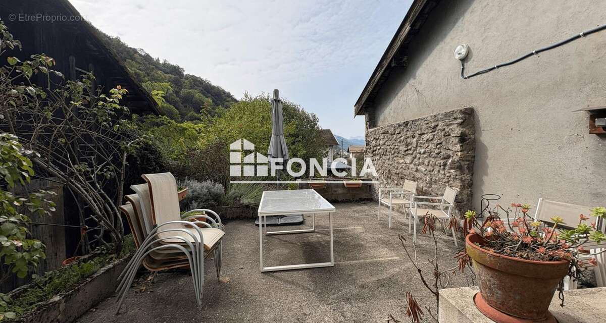 Maison à VILLARD-BONNOT