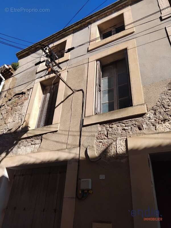 Maison à AZILLE