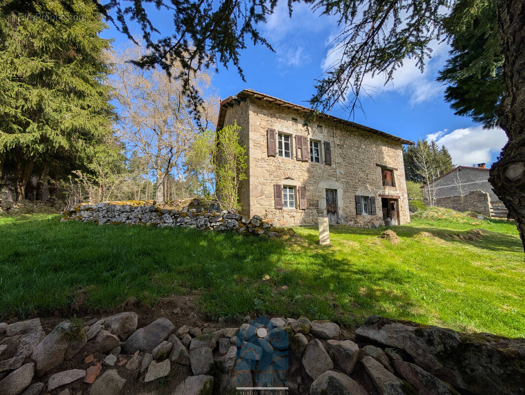 Maison à FOURNOLS
