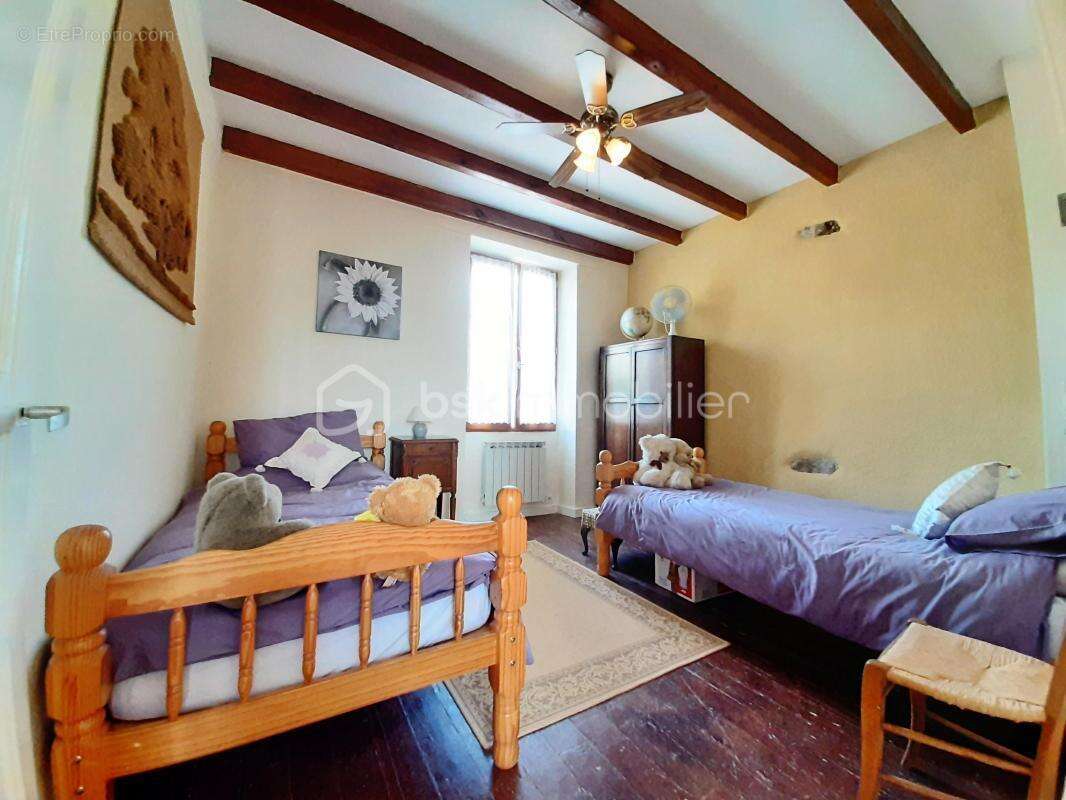 Maison à SAINT-CHRISTOPHE