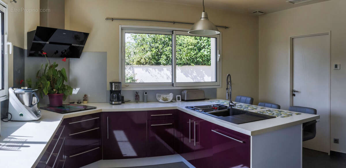 Maison à LAVERNOSE-LACASSE