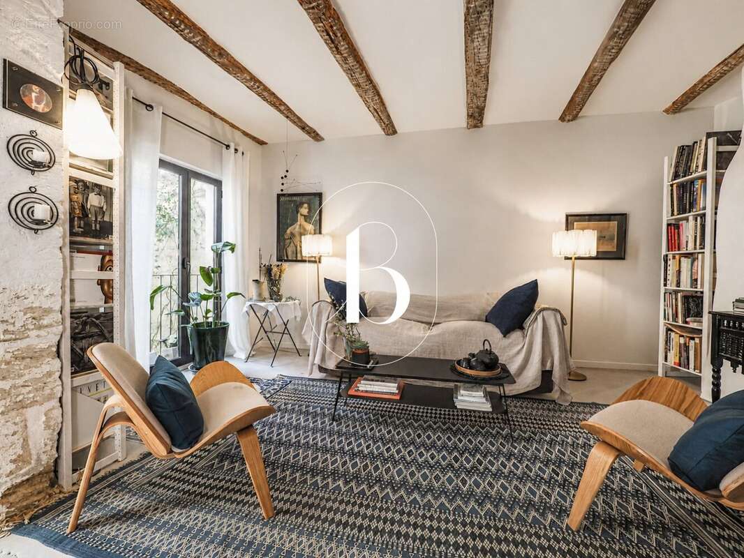 Uzès, centre historique, une très belle adresse ... - photo 3