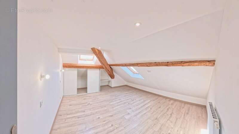Appartement à SALINS-LES-THERMES