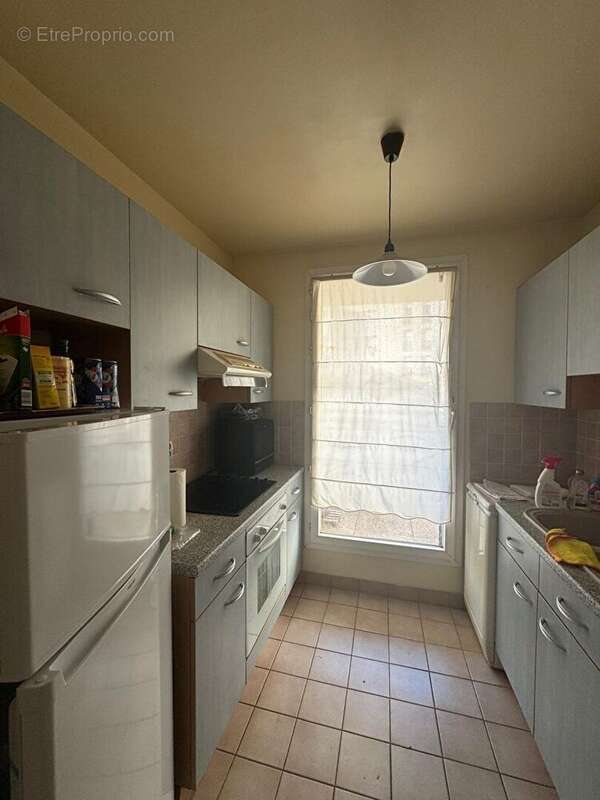 Appartement à PARIS-19E