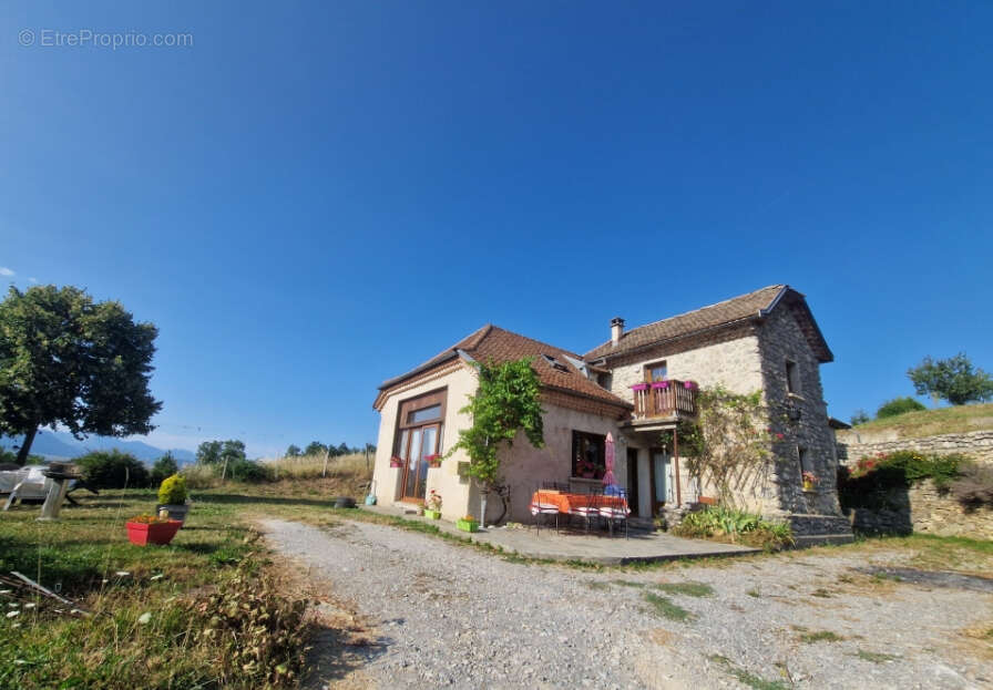 Maison à SAINT-MAURICE-EN-TRIEVES