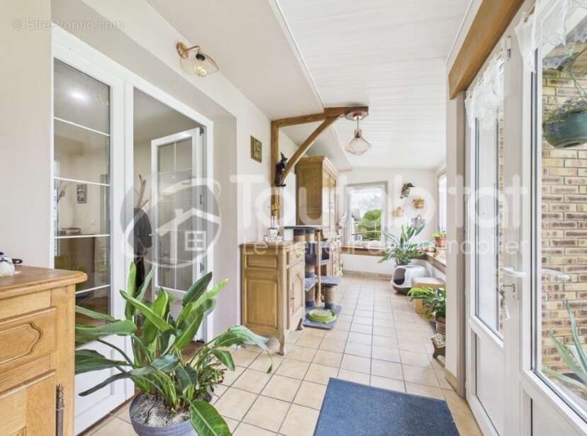 Maison à PRIX-LES-MEZIERES