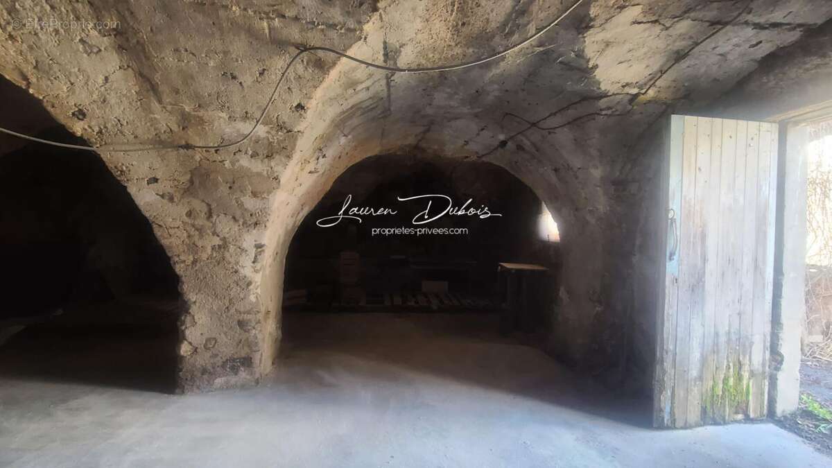 Maison à LA MOTTE-DU-CAIRE